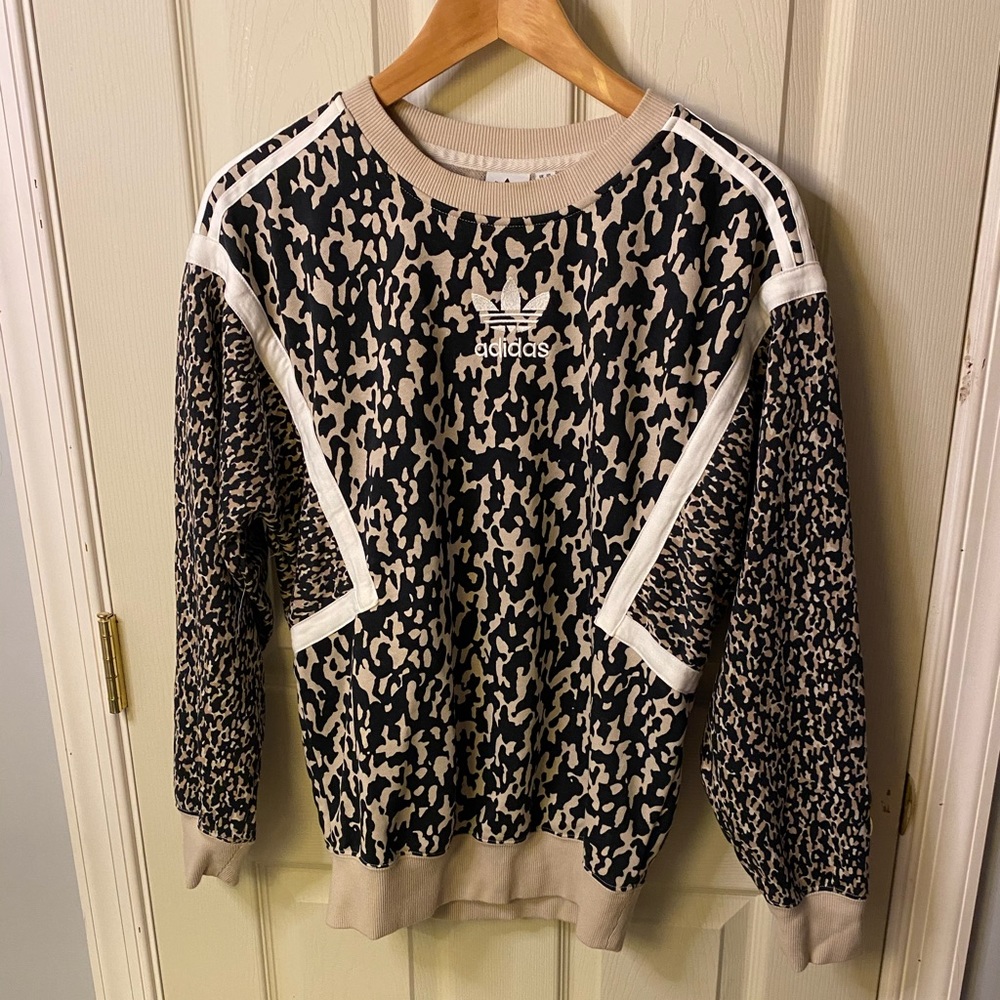 Adidas: Cheetah/white crew neck sweatshirt